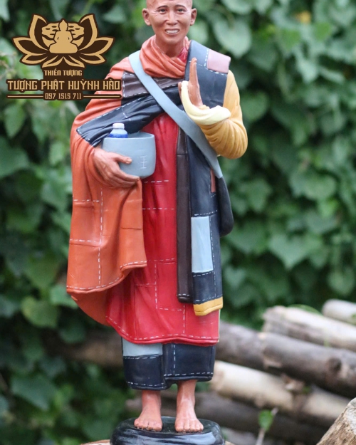 Tượng sư Thích Minh Tuệ Đứng Cao 60cm