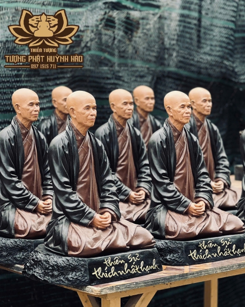 Tượng Thích nhất Hạnh cao 50cm